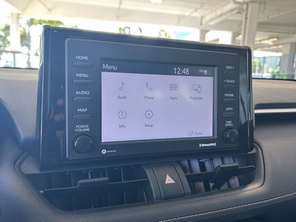 Used 2022 Toyota RAV4 XLE w/ Convenience Package FWD image 14