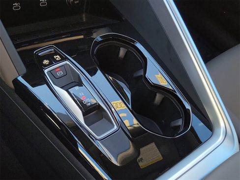 Used 2025 Audi Q5 Premium Plus w/ Premium Plus image 15