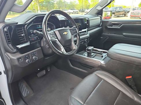 Certified 2023 Chevrolet Silverado 1500 LTZ w/ LTZ Convenience Package II image 10