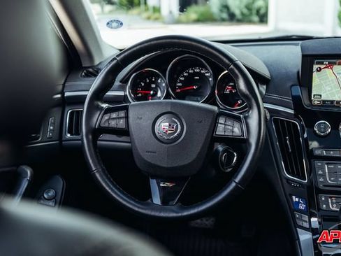 Used 2014 Cadillac CTS V RWD image 10