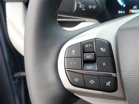 New 2026 Ford Explorer Active w/ Active Comfort Package image 12