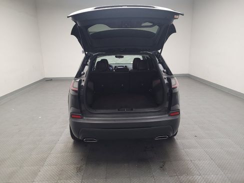 Used 2020 Jeep Cherokee Latitude Lux w/ Quick Order Package 26H Lux image 29