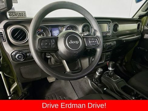 Used 2021 Jeep Wrangler Sport AWD/4WD image 7