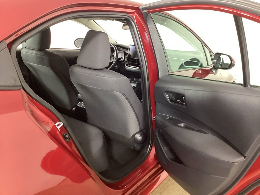 Used 2025 Toyota Corolla LE FWD image 24