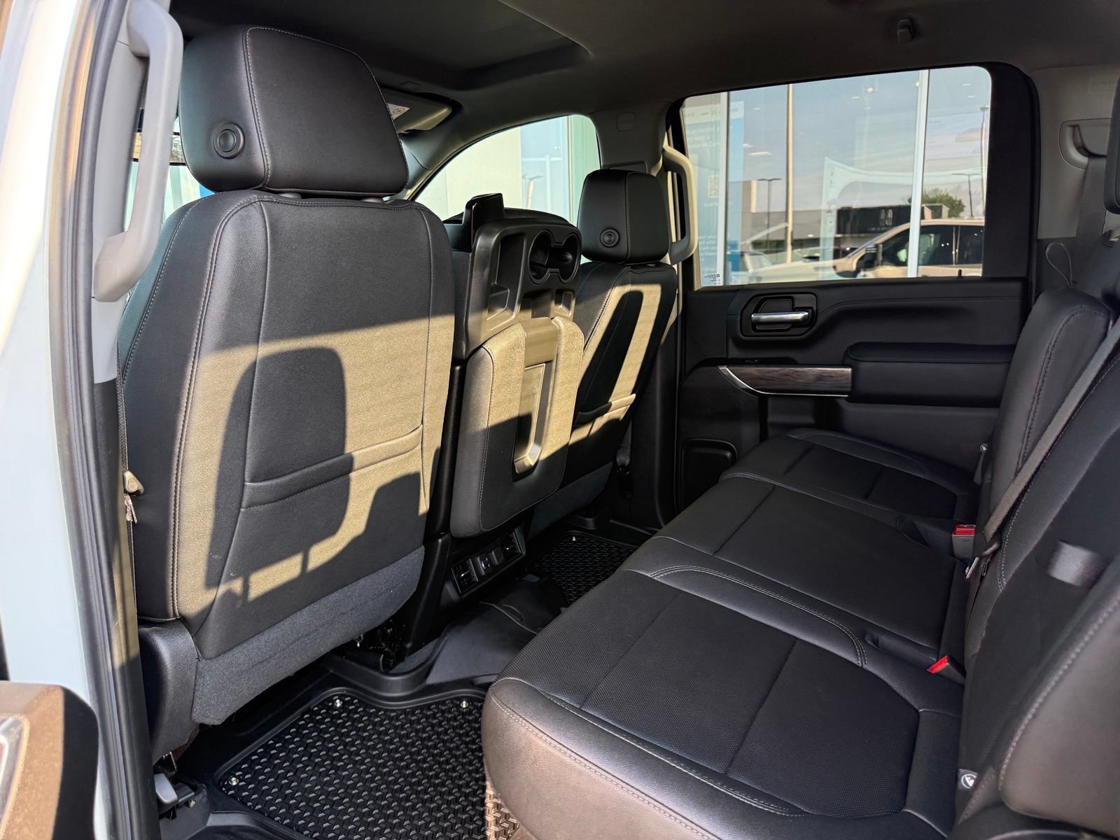 Used 2023 Chevrolet Silverado 2500 LTZ w/ Gooseneck/5TH Wheel Package AWD/4WD image 17