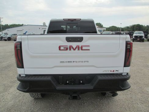 New 2026 GMC Sierra 2500 AT4X AWD/4WD image 6
