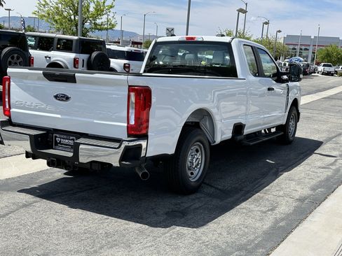New 2026 Ford F250 XL w/ XL Chrome Package image 8