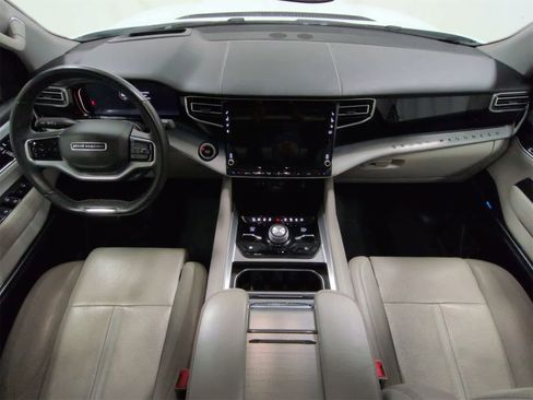 Used 2023 Jeep Grand Wagoneer 4WD image 15