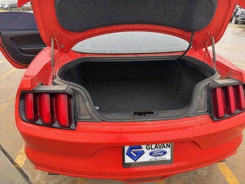 Used 2016 Ford Mustang GT RWD image 19