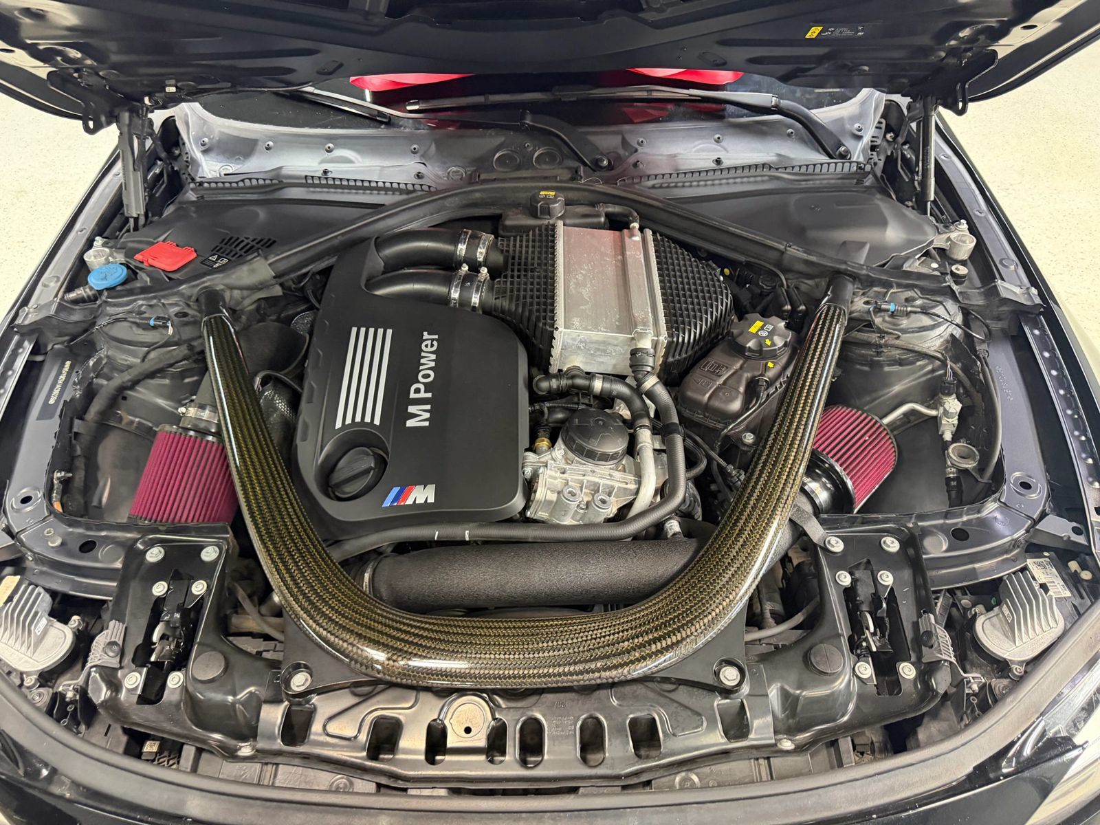 Used 2018 BMW M4 Coupe RWD image 38