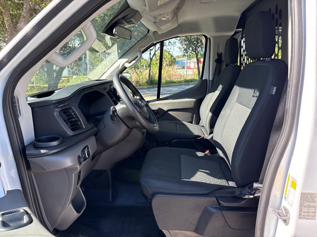 Certified 2025 Ford Transit 250 Low Roof w/ Exterior Upgrade Package RWD image 30