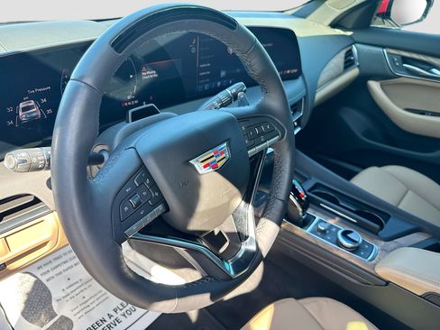 Used 2025 Cadillac CT5 Premium Luxury image 10