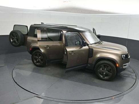 Used 2020 Land Rover Defender 110 SE AWD/4WD image 62