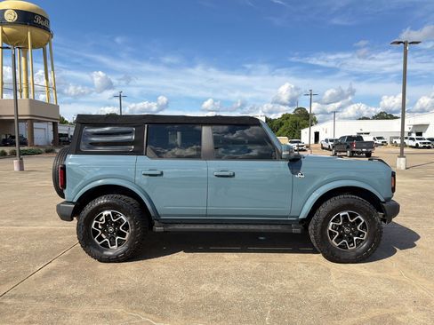 Used 2021 Ford Bronco Outer Banks AWD/4WD image 8
