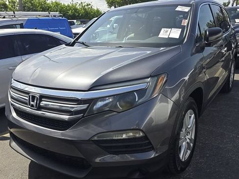 Used 2016 Honda Pilot LX image 14