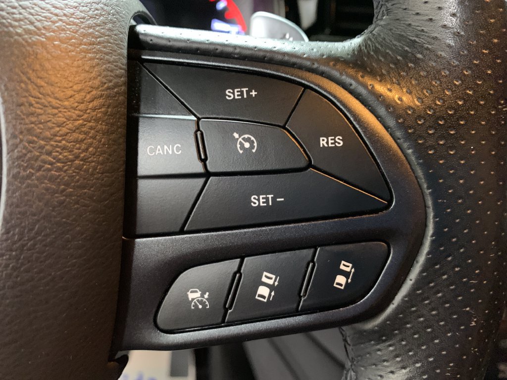 Used 2022 Dodge Durango GT AWD/4WD image 13