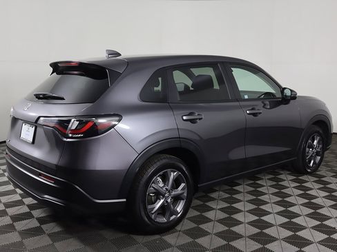 Certified 2026 Honda HR-V LX image 7