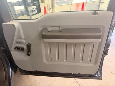 Used 2013 Ford F250 XL RWD image 17
