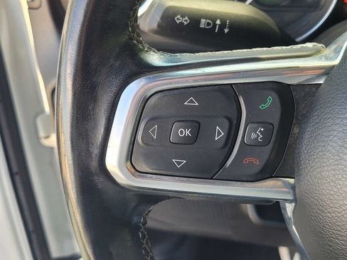 Used 2023 Jeep Wrangler Unlimited Sahara w/ Cold Weather Group AWD/4WD image 19