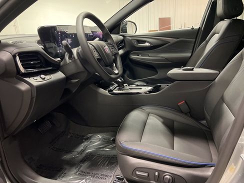 New 2025 Buick Envista Sport Touring w/ Convenience I Package image 11