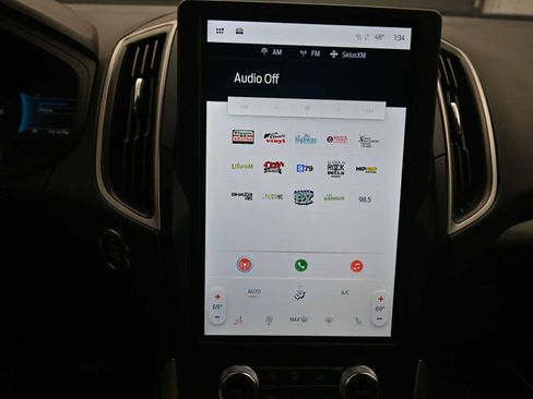 Used 2024 Ford Edge SEL image 22
