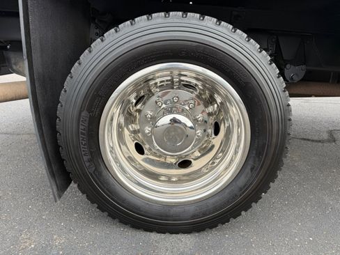 Used 2021 Ford F550 4x4 Crew Cab Super Duty image 36