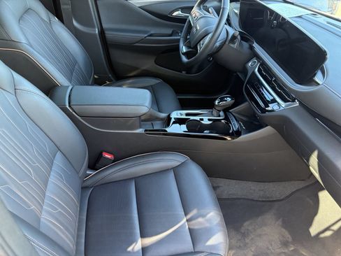 Used 2025 Buick Envista Preferred FWD image 9