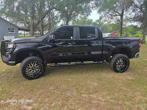 Used 2022 Chevrolet Silverado 1500 RST RWD image 9