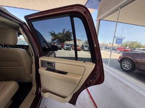 Used 2015 Ford Expedition Limited AWD/4WD image 18