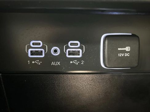 Used 2024 Jeep Grand Cherokee Limited image 25