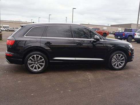Used 2017 Audi Q7 3.0T Premium Plus image 9