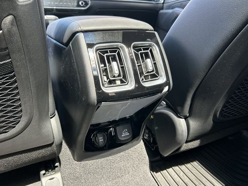 New 2026 Kia Sorento SX Prestige AWD/4WD image 16