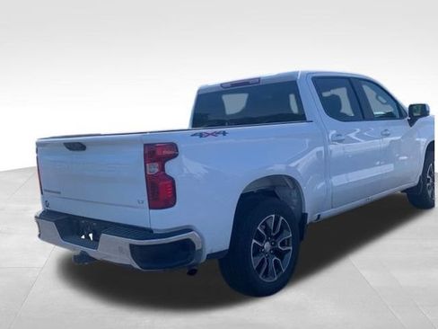 Used 2024 Chevrolet Silverado 1500 LT AWD/4WD image 3