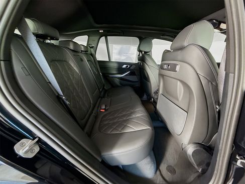 New 2026 BMW X5 xDrive50e w/ M Sport Package image 29