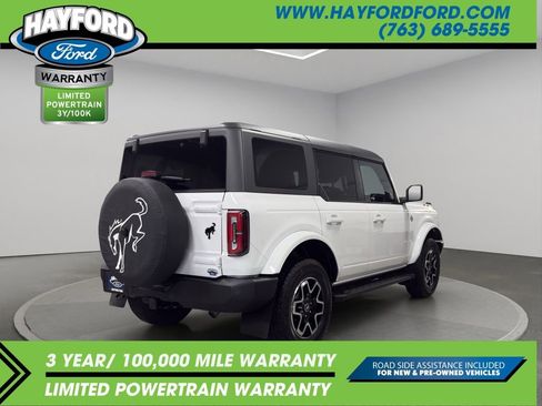 Used 2024 Ford Bronco Outer Banks AWD/4WD image 3