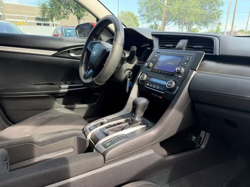 Used 2019 Honda Civic LX image 16