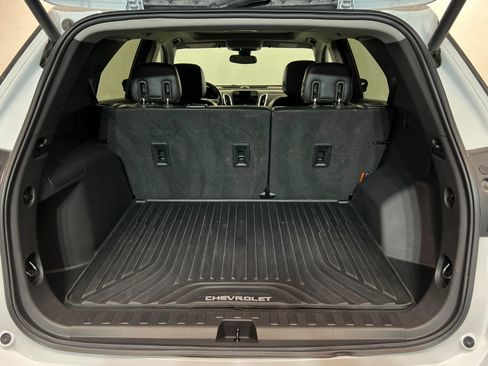 Used 2020 Chevrolet Equinox Premier AWD/4WD image 23