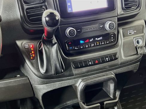 Used 2025 RAM ProMaster 2500 w/ Convenience Group FWD image 21