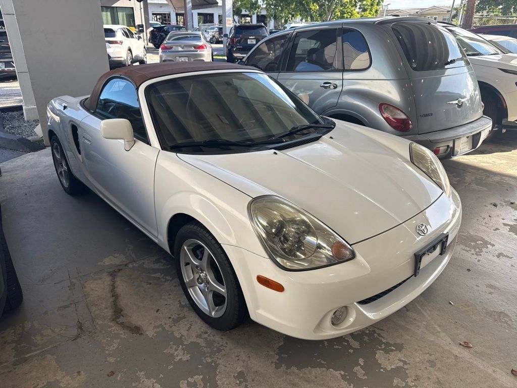Used 2004 Toyota MR2 w/ Preferred Accessory Pkg RWD image 3