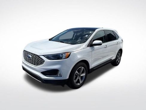 Used 2024 Ford Edge SEL w/ Convenience Package image 2