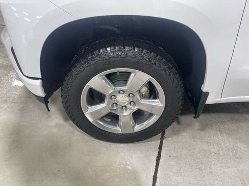 Used 2020 Chevrolet Silverado 1500 RST w/ Texas Edition AWD/4WD image 10