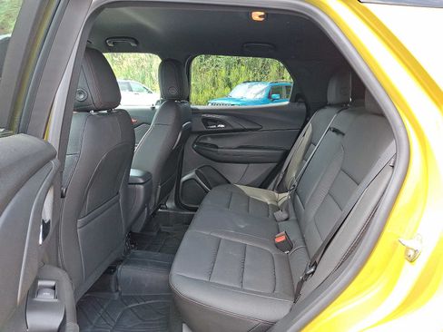 Used 2024 Chevrolet TrailBlazer RS w/ Convenience Package AWD/4WD image 10