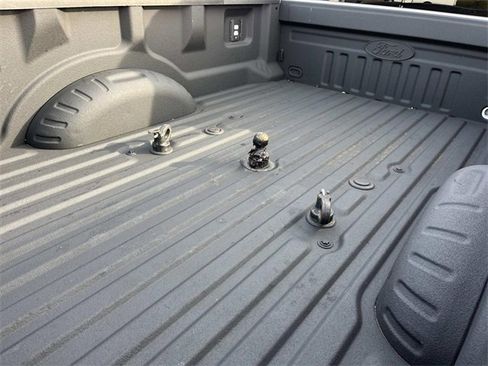 Used 2024 Ford F350 XLT image 5