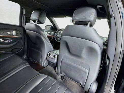 Used 2017 Mercedes-Benz E 300 image 27
