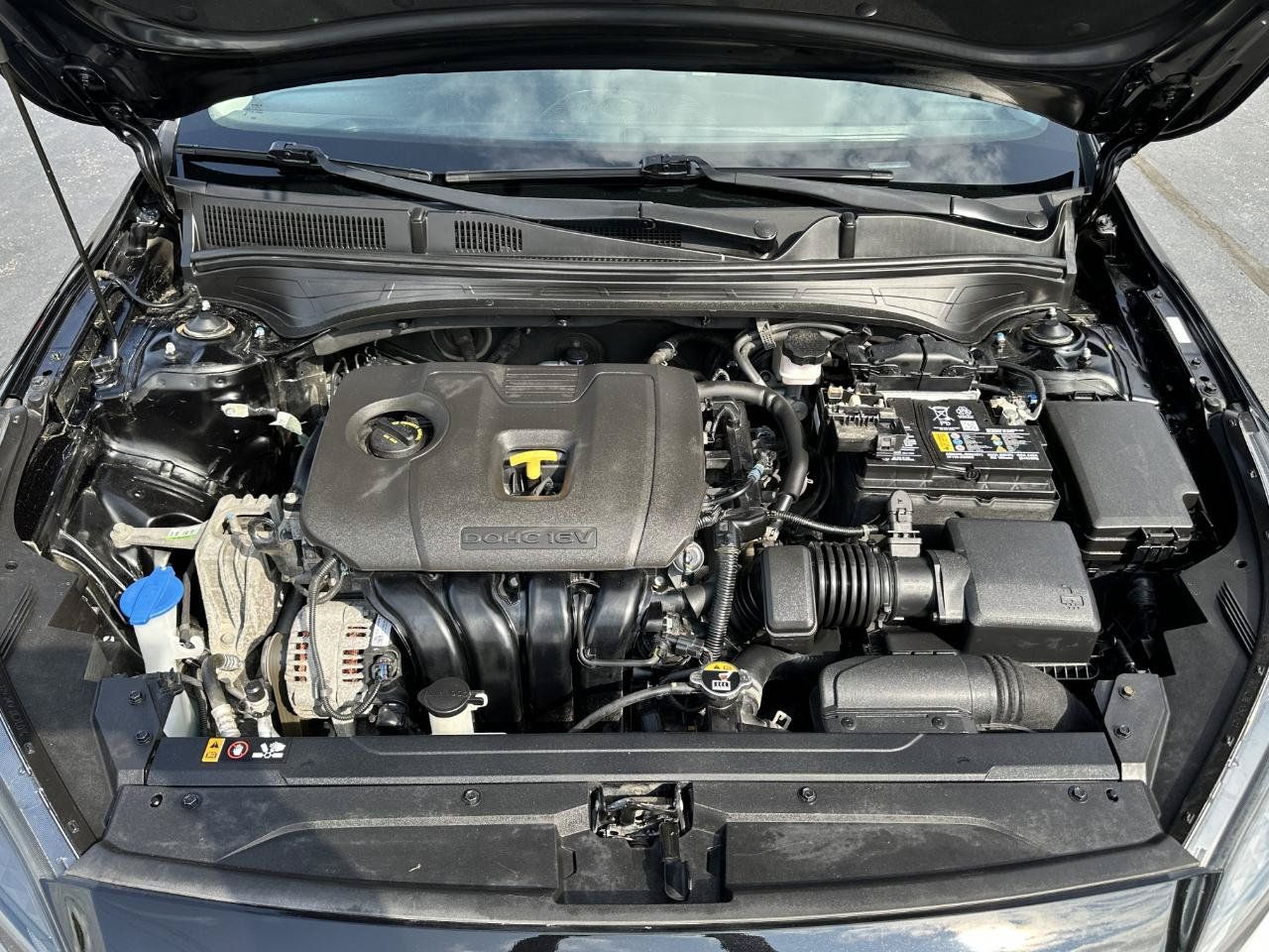 Used 2023 Kia Forte LXS w/ LXS Technology Package FWD image 19