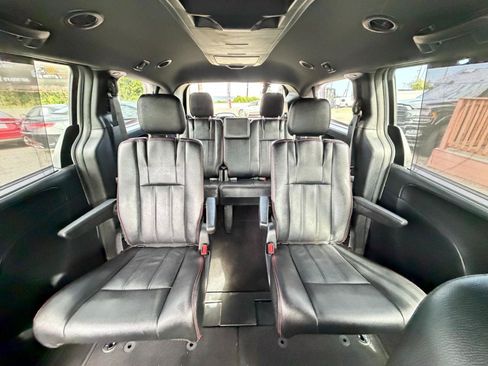 Used 2020 Dodge Grand Caravan GT FWD image 43