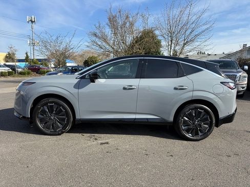 New 2025 Nissan Murano Platinum image 11