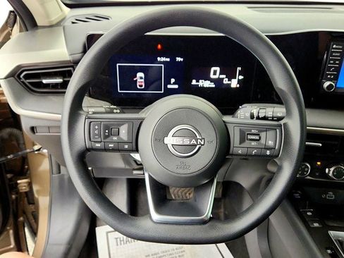 Used 2025 Nissan Kicks S AWD/4WD image 12