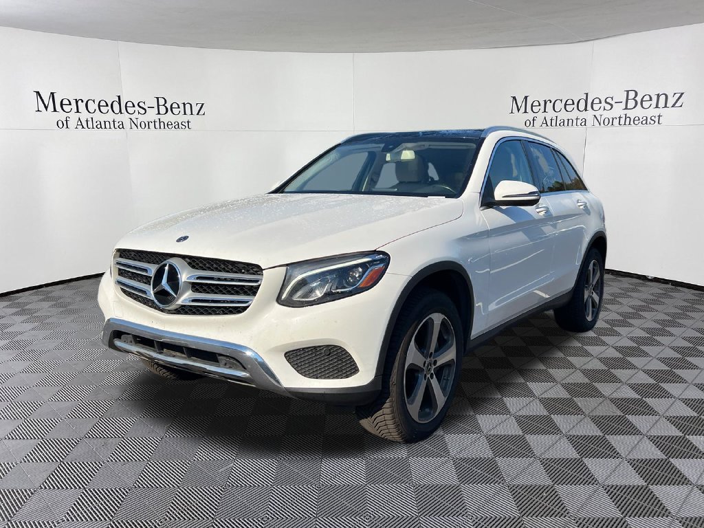 Used 2018 Mercedes-Benz GLC 300 4MATIC image 3