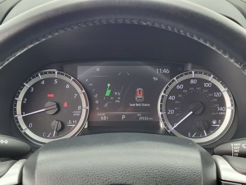 Used 2023 Toyota Highlander XLE FWD image 9